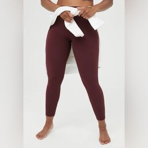 Offline by Aerie Real Me High Waisted Leggings in Burgundy Ivy (Maroon) Sz Large